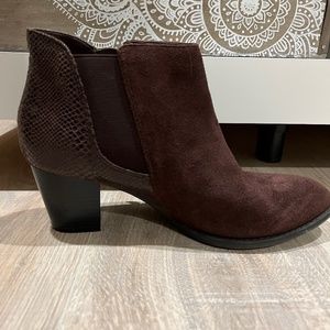 NEW Vionic Bromley Brown Suede Ankle Boots 8.5